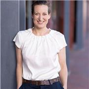 Nachhilfelehrerin mit Unterrichtserfahrung